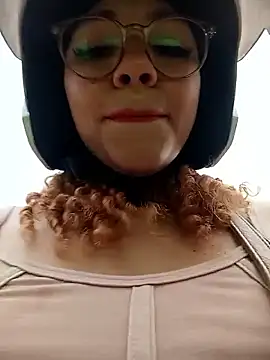 SirenRouge 69 online show from October 13, 8:33 pm