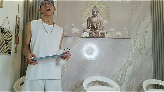 BEAUTY BOYS1 online show from February 12, 7:48 pm