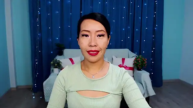 Snapshot of LiaPak chatting on September 11, 12:11 am LiaPak online show from September 11, 12:11 am