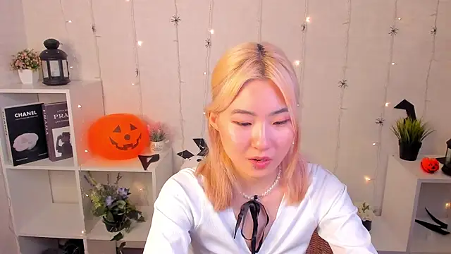 Aisi 18 online show from October 30, 6:16 am