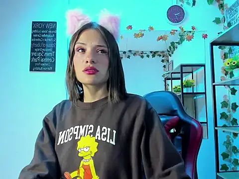 Tammy Thompson  online show from October 31, 1:26 pm