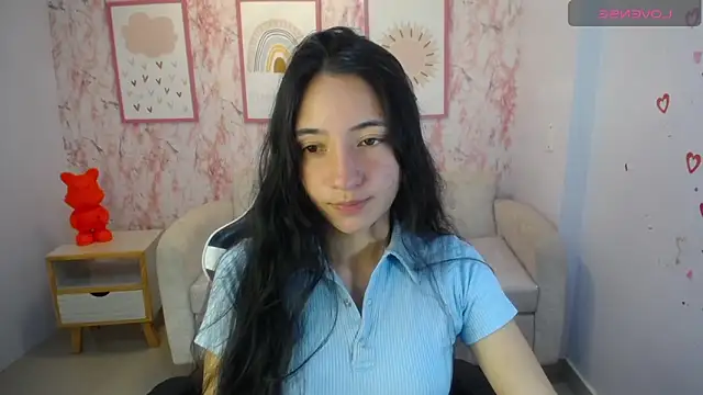 Snapshot of Kylie_ch1 chatting on October 4, 11:05 am Kylie ch1 online show from October 4, 11:05 am