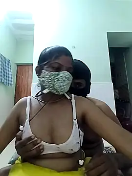 Snapshot of crazcy-couples chatting on October 12, 4:09 pm crazcy-couples online show from October 12, 4:09 pm