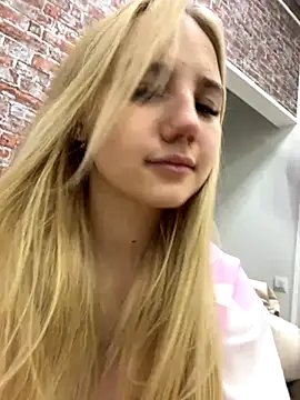 Sky Cutie online show from October 30, 4:15 am