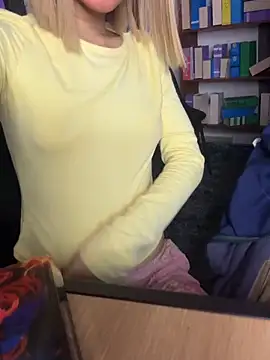 SweetBunnyGF online show from February 13, 12:01 am