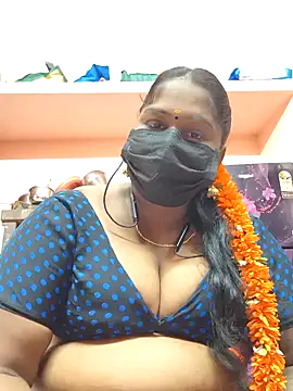 Snapshot of bakyasree143 chatting on October 9, 12:15 am bakyasree143 online show from October 9, 12:15 am