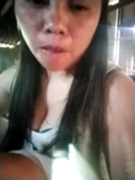 venu00 online show from April 4, 1:04 am