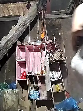 venu00 online show from November 11, 3:35 am