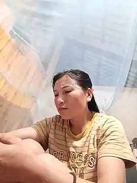 YAYAA-502 online show from April 14, 10:10 pm