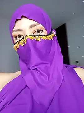 Eyad  H online show from November 5, 10:26 pm