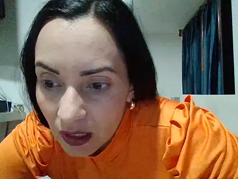 Snapshot of sarita_star chatting on October 11, 1:43 am sarita star online show from October 11, 1:43 am