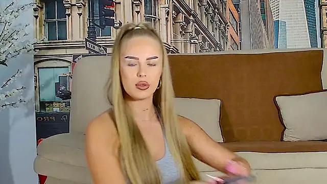 AubrieleRouj1 online show from September 19, 3:22 pm