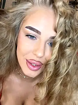 AubrieleRouj1 online show from September 12, 3:30 pm