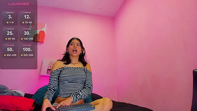 Georgina Ferri  online show from October 7, 5:17 pm