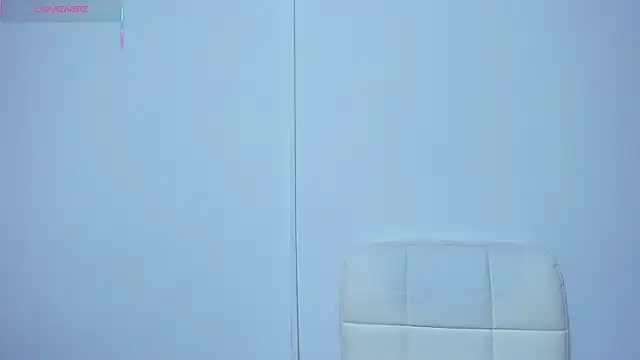 luvely online show from October 9, 10:36 pm