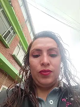 Snapshot of VERONICA__03 chatting on October 9, 4:11 pm VERONICA 03 online show from October 9, 4:11 pm