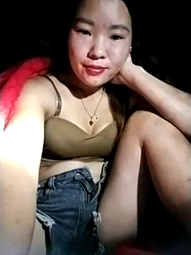 lylylove online show from October 16, 12:19 pm