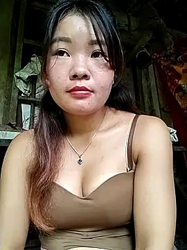 lylylove online show from September 11, 4:57 am