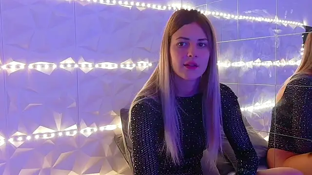 Aishha  online show from October 13, 5:21 am