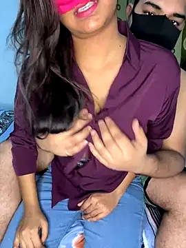 Snapshot of Hott_Nikita chatting on September 10, 7:19 am Hott Nikita online show from September 10, 7:19 am