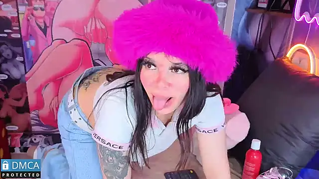 CandyKane06  online show from January 15, 3:45 am