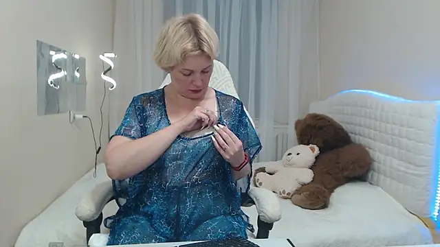 LadyElina online show from September 13, 12:24 pm