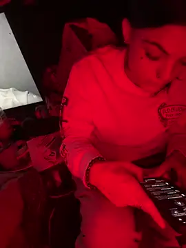 ittybittymeryssa online show from February 6, 4:38 am