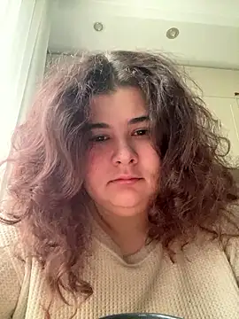 AliceCurlyX online show from January 7, 10:40 am