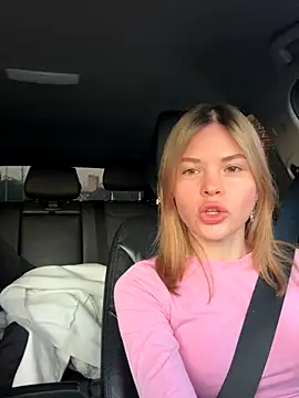 SMELLSEX online show from September 17, 4:05 pm