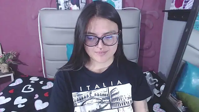 Snapshot of Cailing_Zu chatting on September 21, 8:07 pm Cailing Zu online show from September 21, 8:07 pm