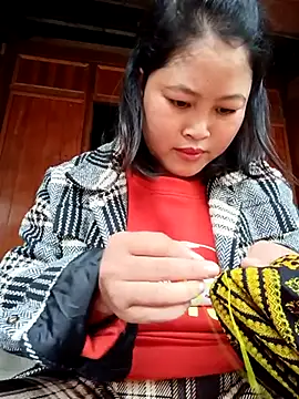 maycuc123 online show from January 16, 1:34 am