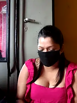 Snapshot of Hottie_couple69 chatting on September 11, 5:41 am Hottie couple69 online show from September 11, 5:41 am