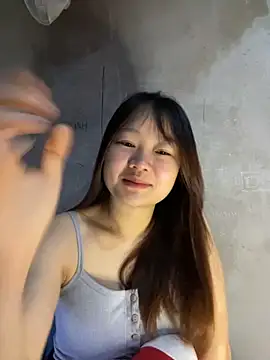 Hinne07 online show from December 5, 2:11 am