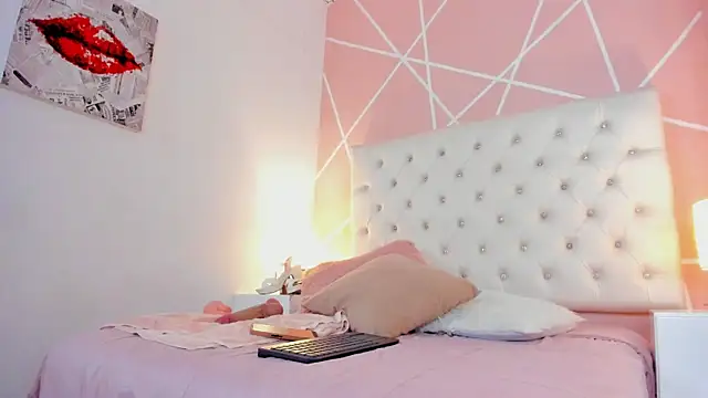 Viictoriia Lopez online show from October 1, 12:10 pm