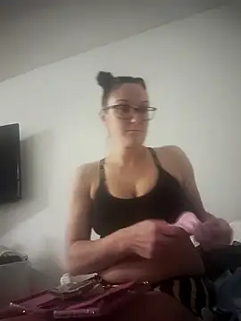 PrincessP8989 online show from February 20, 9:44 am