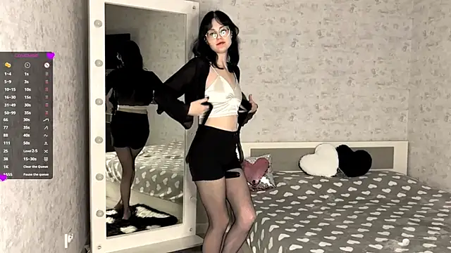 FakeLamb online show from October 10, 9:09 pm