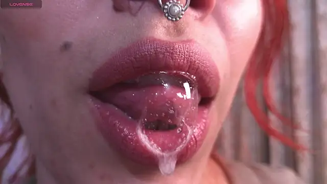 bri von dhara   online show from January 17, 11:01 pm