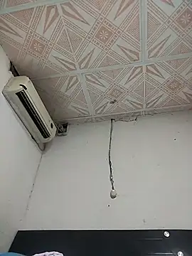 Naomi-Mature online show from September 14, 9:18 am