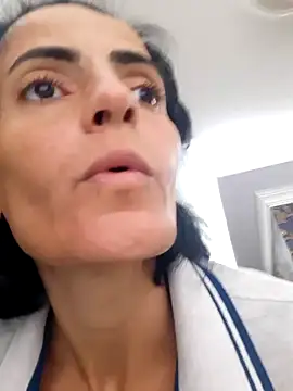 Gecenin Kralicesi online show from October 31, 8:40 am