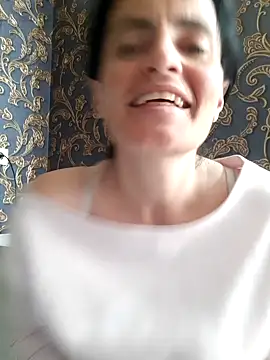 Gecenin Kralicesi online show from May 6, 6:28 am