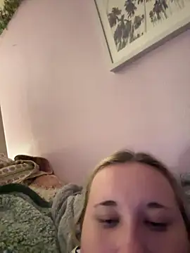 imawhorenslut19 online show from May 7, 5:23 am