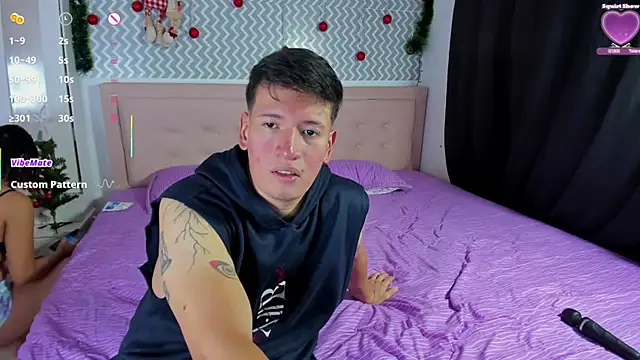 ZoeandEthan online show from December 17, 10:47 pm