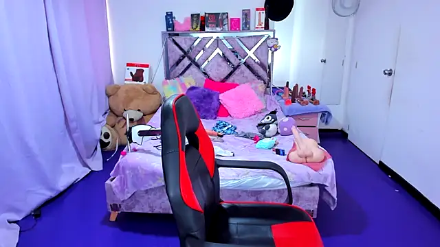 Luna Analya online show from March 13, 4:41 pm