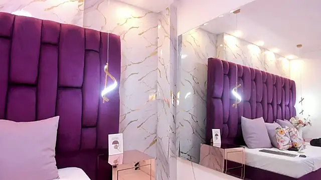 megannherrera online show from October 9, 12:31 pm