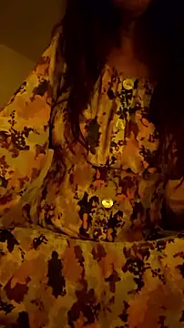 Snapshot of LeemaBean chatting on October 17, 4:59 am LeemaBean online show from October 17, 4:59 am