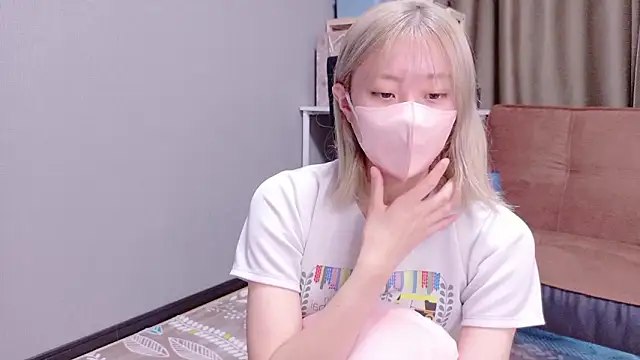 Nana  ch online show from November 8, 3:44 am