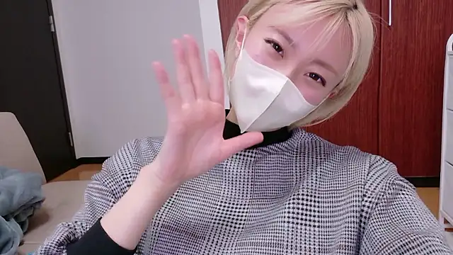 Nana  ch online show from April 1, 6:16 pm