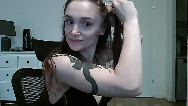   Leyla   online show from November 12, 2:04 pm