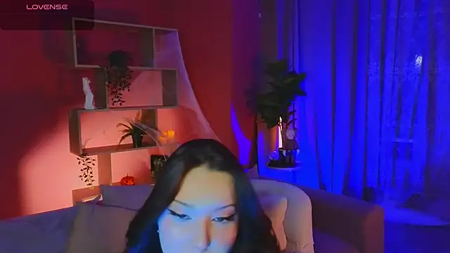 Lucy louras online show from October 26, 4:24 pm