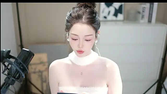 abbyli12 online show from November 17, 5:02 pm